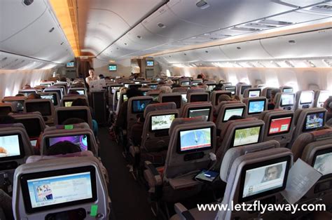 Boeing 777 Emirates Economy Class - Emirates Economy Class | How's ...