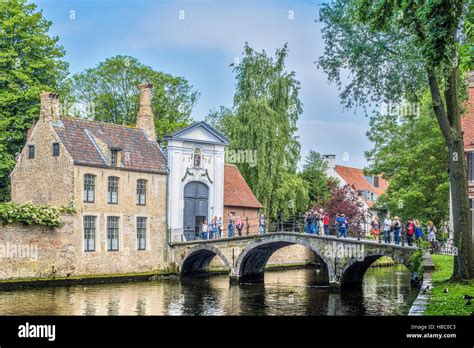 Minnewater Lake And Begijnhof Bruges Belgium Stock Photo Alamy