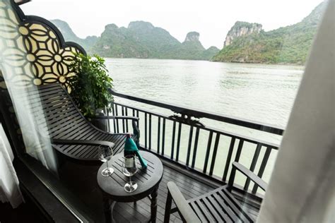 Day Lan Ha Bay Luxury Star Cruise Balcony Cabin