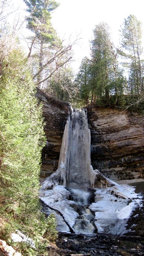 The Agatelady: Adventures and Events: Munising Waterfalls