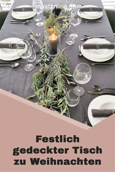 Festlich Gedeckter Tisch Zu Weihnachten Table Decorations Table