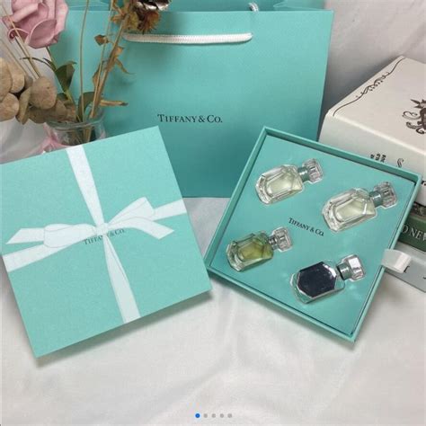 miniature Perfume Gift Set 4 in 1 new 5ml GIFT set | Perfume gift sets, Perfume gift, Tiffany gifts