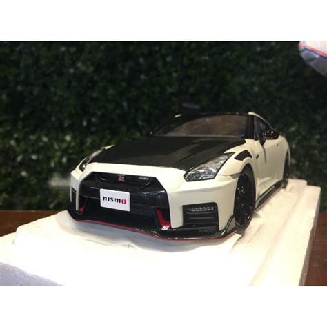 1 18 AUTOart Nissan GT R R35 Nismo 2022 White 77501MGM 蝦皮購物