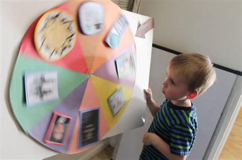 Apples 4 Bookworms: "Wheel of Wonder"~ DIY Spin the Wheel Game