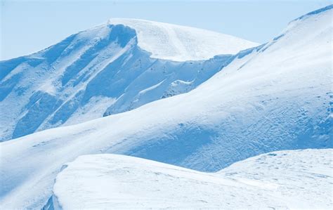 Premium Photo | Snow mountain landscape