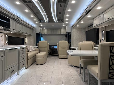 2025 Allegro Bus - Tiffin Motorhomes