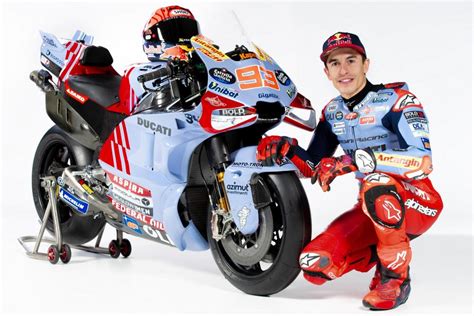 Svelata La Nuova Moto Di Marc Marquez Neo Ducatista Del Team Gresini