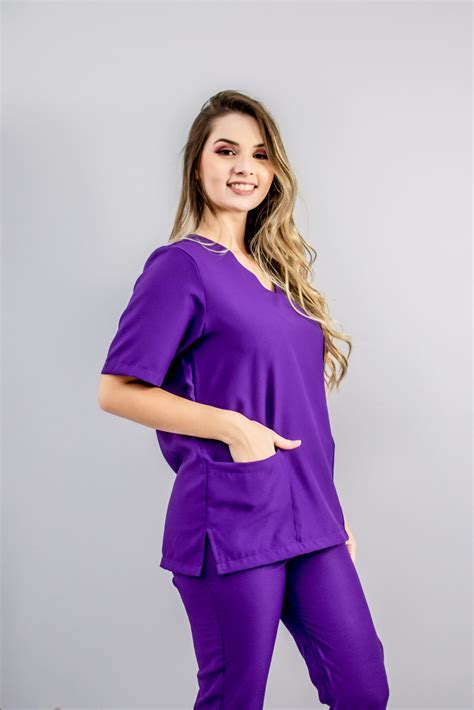 Conjunto Scrub Pijama Cir Rgico Oxfordine Unissex Roxo Ametista