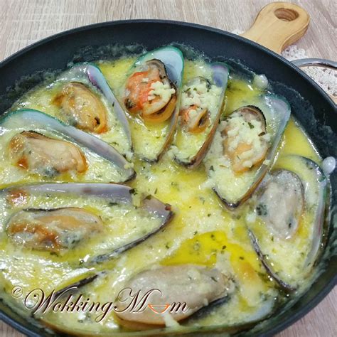 Lets Get Wokking Mussels In Buttery Lemon Garlic Sauce Singapore Food Blog On Easy Recipes