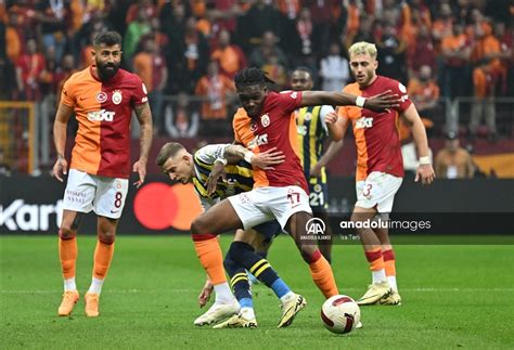 Fenerbah E Deplasmanda Galatasaray Ma Lup Etti