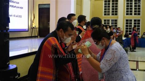 Retreat Pemberdayaan Pengurus Konferensi Perempuan Hkbp