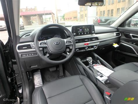 Black Interior 2020 Kia Telluride LX AWD Photo #133480777 | GTCarLot.com