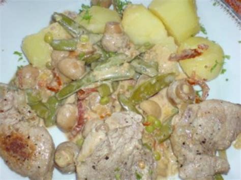 Champignon Gulasch Rezepte Kochbar De