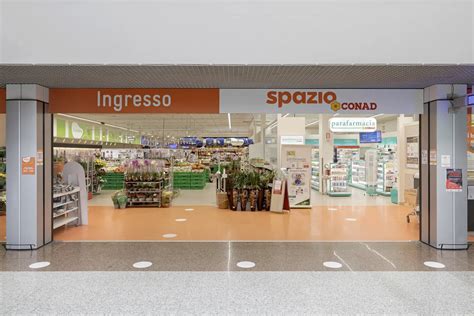 Europa Shopping Mall Management Shopping Center Brescia