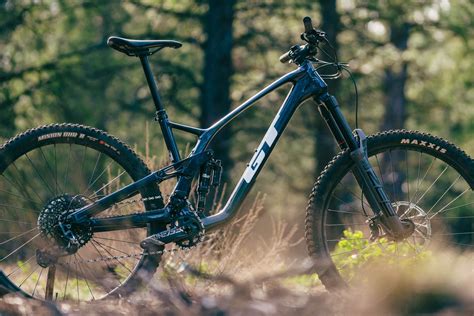 Reviews For Top Rated Mountain Bikes & eBikes | The Loam Wolf