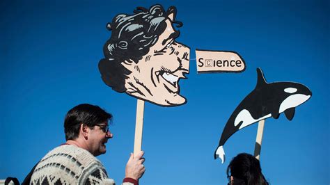 Opinion | Justin Trudeau’s Two-Faced Climate Game - The New York Times