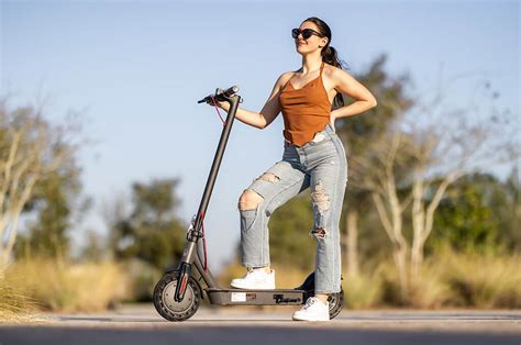 E-Bike vs. E-Scooter: Which Is Better for You? - Hiboy