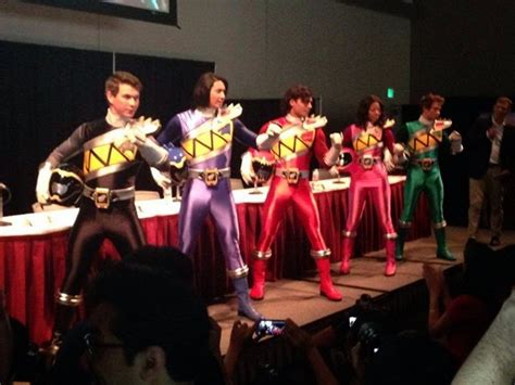 Power Rangers Dino Charge Cast Seen In Power Morphicon 2014 Jefusion