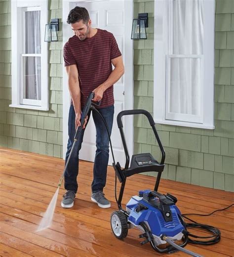 Beginners Guide On How To Choose And Use A Pressure Washer