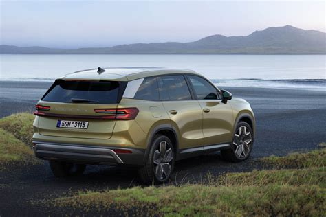 New Skoda Kodiaq revealed with hybrid drivetrains and more space - NZ Autocar