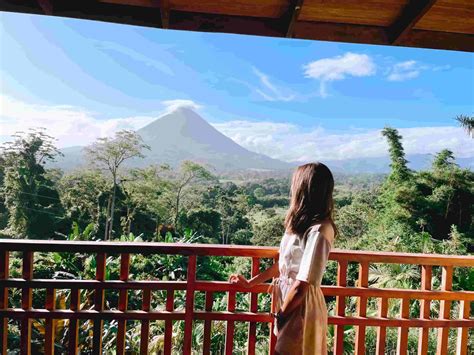 Costa Rica vs. Hawaii: Which Destination to Choose?