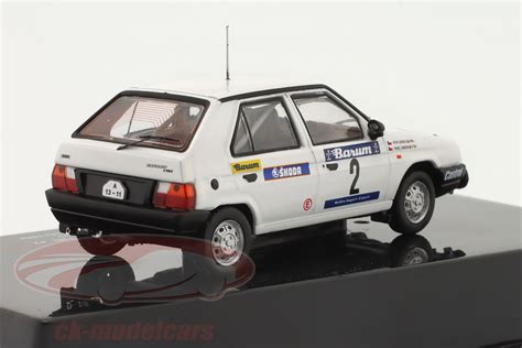 Ixo 1 43 Skoda Favorit 136L 2 7ème Rallye Valasska Zima 1989 Sibera