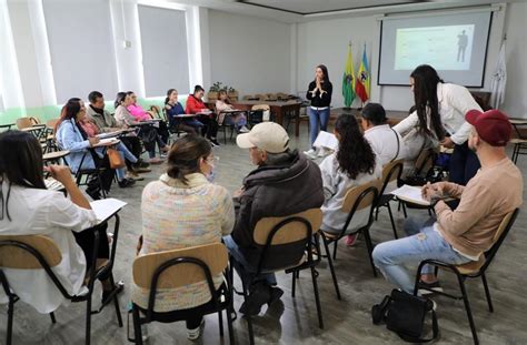 Alcald A De Ch A On Twitter Realizamos El Taller Enamora Y Fideliza