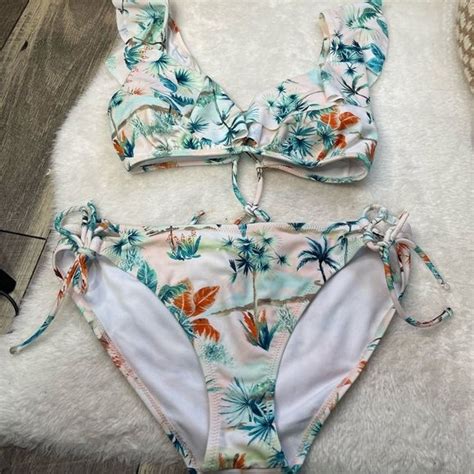 Raisins Swim Raisinsruffleflowy Tropical Bikini Poshmark