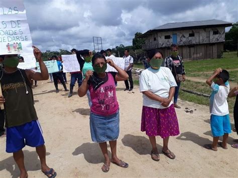 Ind Genas Protestan Exigiendo La Reparaci N Del Establecimiento De