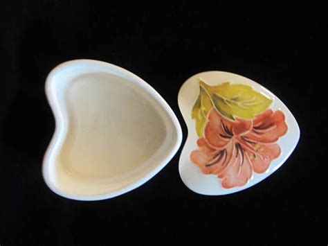 Moorcroft Heart Shaped Trinket Box Hibiscus Pattern Coral Etsy