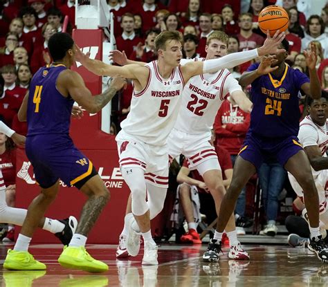 Wisconsin Badgers vs. Western Illinois Leathernecks college basketball game photos