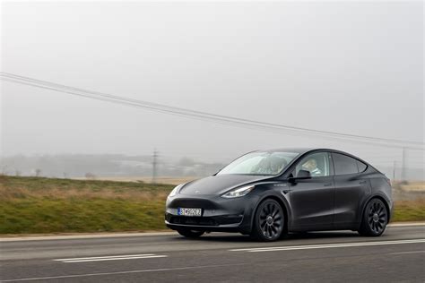 Tesla La Marge Brute Baisse Le Prix Du Model Y Augmente En France