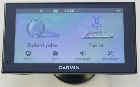 Garmin nüvi 2699 LMT D Navigationssysteme im Test