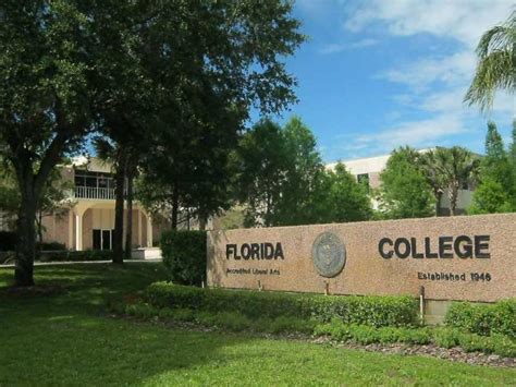 These Are The 10 Best Small Colleges In Florida - Zippia