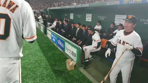 読売ジャイアンツ（giants） On Twitter 【一軍】 オープン戦 千葉ロッテマリーンズ 戦 東京ドーム のベンチから新入団選手達が一軍の試合前練習を見学⚾ きょうはオープン