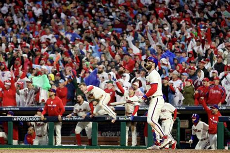 Bryce Harpers Hot Bat Big Reason Phillies In World Series