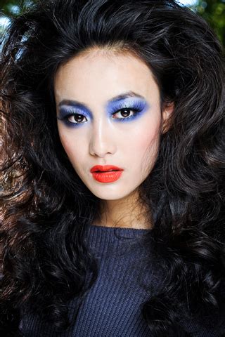 Fall 2011 Haute Couture: Christian Dior Makeup