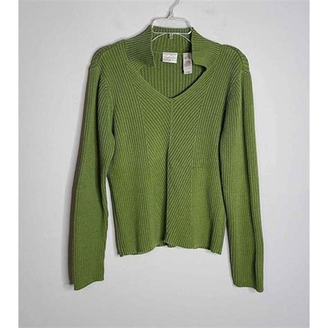 Liz Claiborne Women S Green Jumper Depop