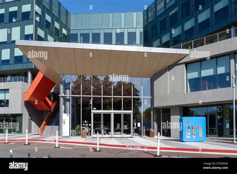 Linkedin Headquarters At South Bay Campus In Mountain View California