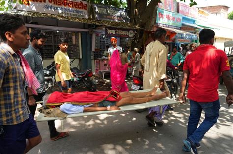 ‘carried 26 Bodies More Deaths In North India Amid Extreme Heat Weather News Al Jazeera