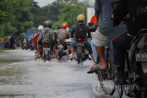 Banjir Di Demak Foto 3 1505832 TribunNews