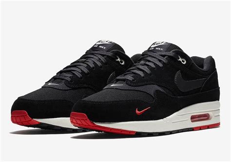 Nike Air Max 1 Mini Swoosh Bred Release Date 875844 007 Sneaker Bar Detroit