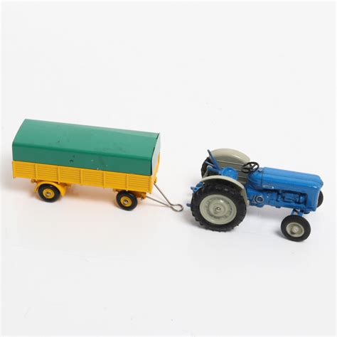 Leksaksbilar Traktor England Sl P Dinky Toys