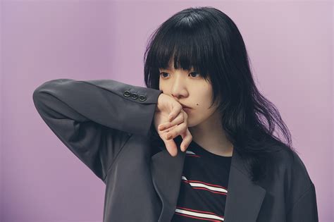 あいみょん、ニュー・アルバム『おいしいパスタがあると聞いて』をリリース 初回盤は未発表曲を含む弾き語りcd付き Mikiki By