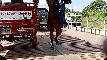 Khmer Man On The Boat XVIDEOS