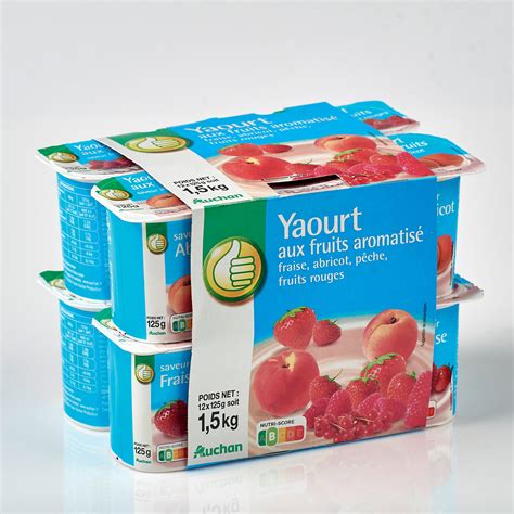 Yaourt brassé aux fruits saveurs fraise abricot fruits rouges pêche