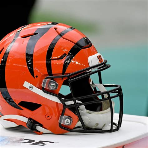 bengals color rush with white helmet - Chun Nall