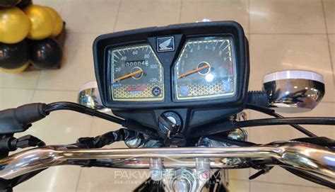 New Honda Cg 125 Gold Photos And First Look Review Pakwheels Blog