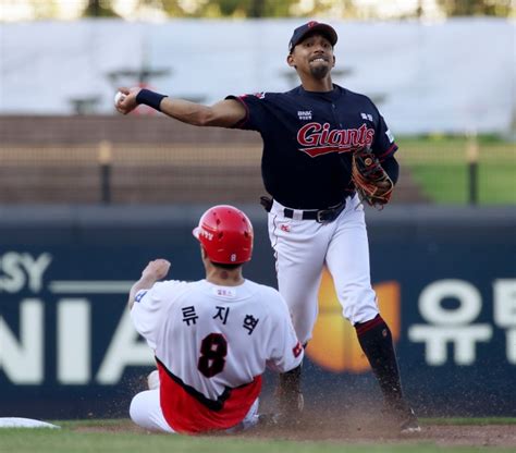 Kbo 2022년 보류선수 명단 523명 공시 마차도·호잉·로켓 등 제외