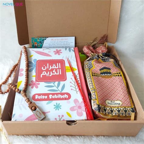 Jual Hampers Al Quran Custom Plus Sajadah Tasbih FREE Greeting Card